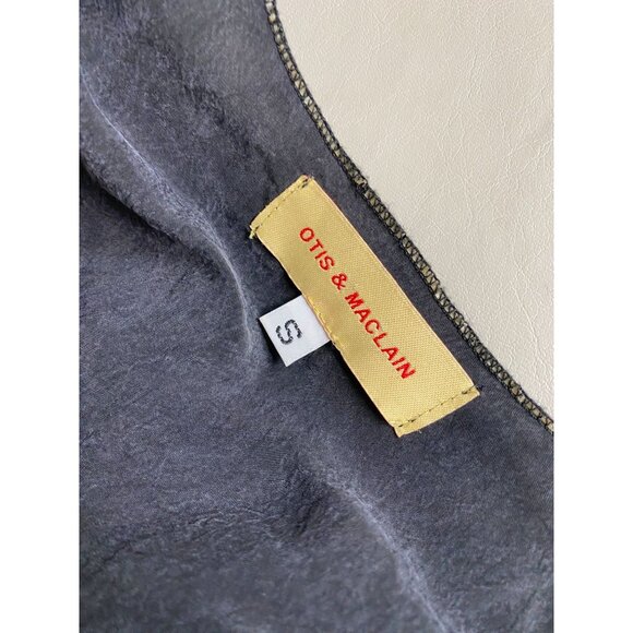 Otis & Maclain Black Silk Tank Top Size Small Lagenlook Lightweight Minimalist - Picture 3 of 16